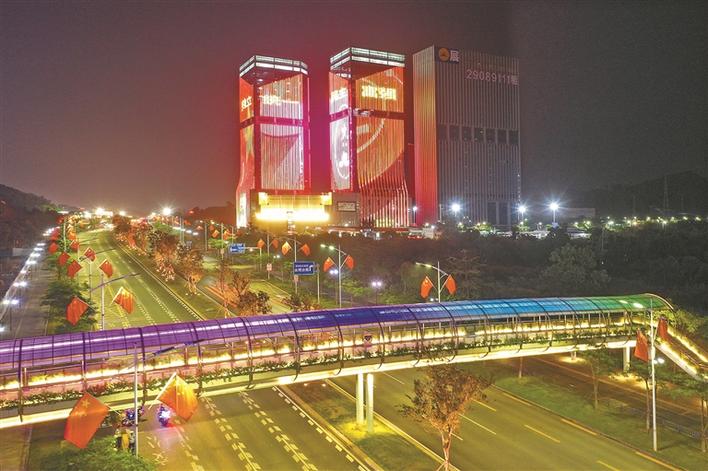 江苏昆山立臻科技夜景江苏昆山立臻科技夜景，流光溢彩的都市韵律